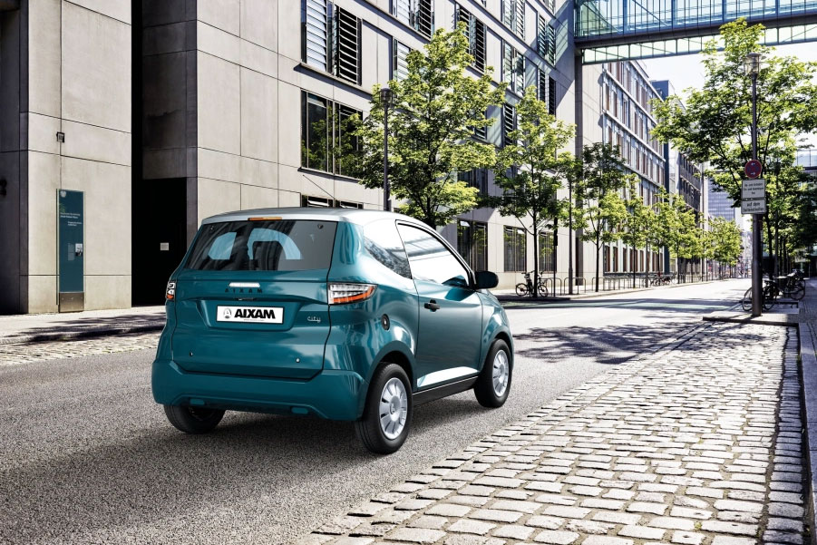 slide_eaixam-ecity-pack-670c485e28117